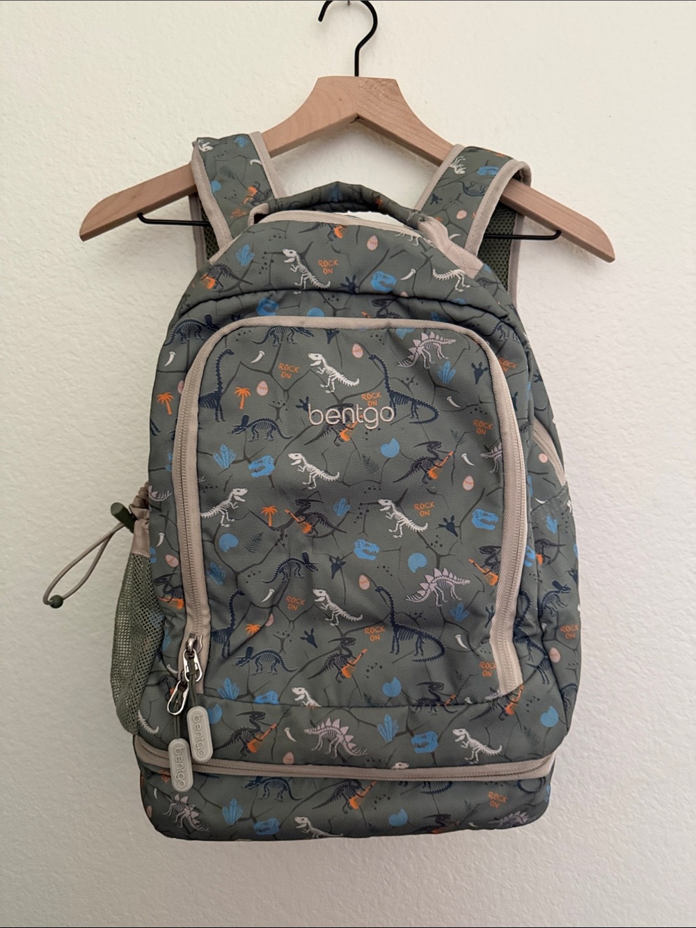 Bentgo 2 in 1 16.5” Backpack with insulated lunch bag